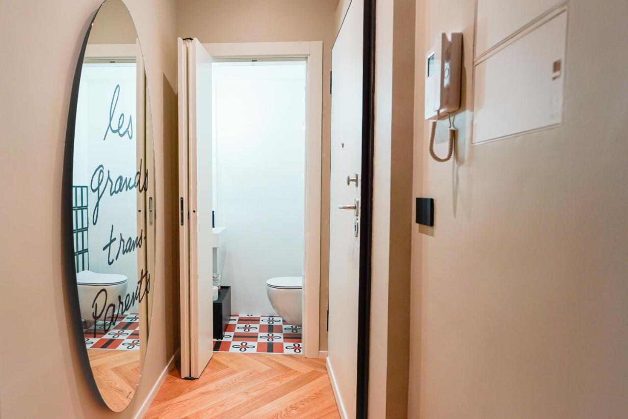 Meh Luxury Apartment City Centre Bari Eksteriør bilde