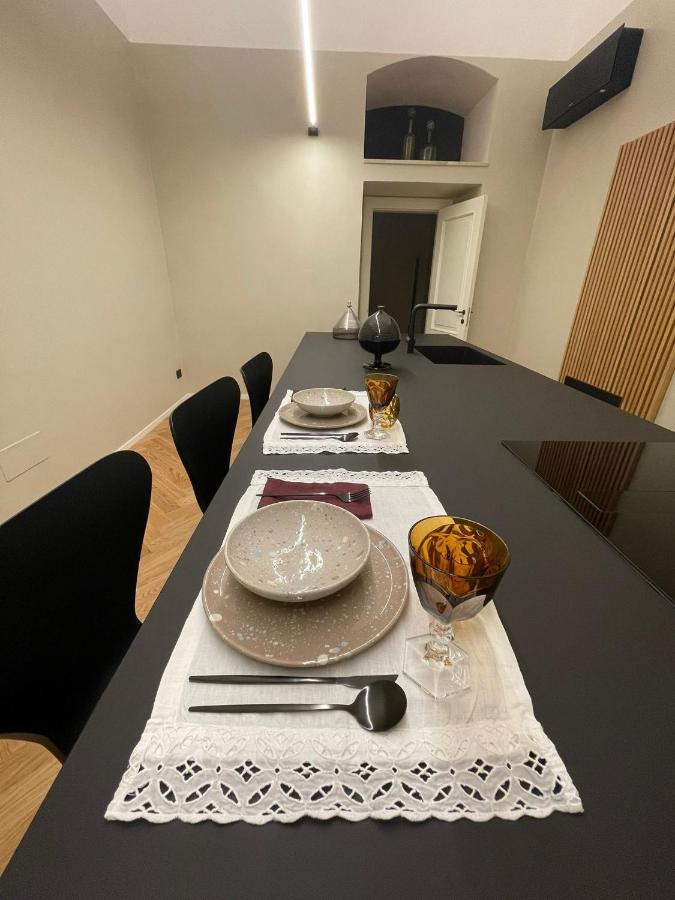 Meh Luxury Apartment City Centre Bari Eksteriør bilde
